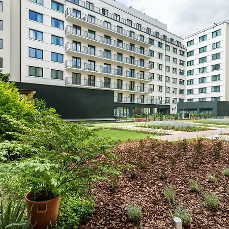 Apartment Luxury With Free Garage And Balcony In The Center